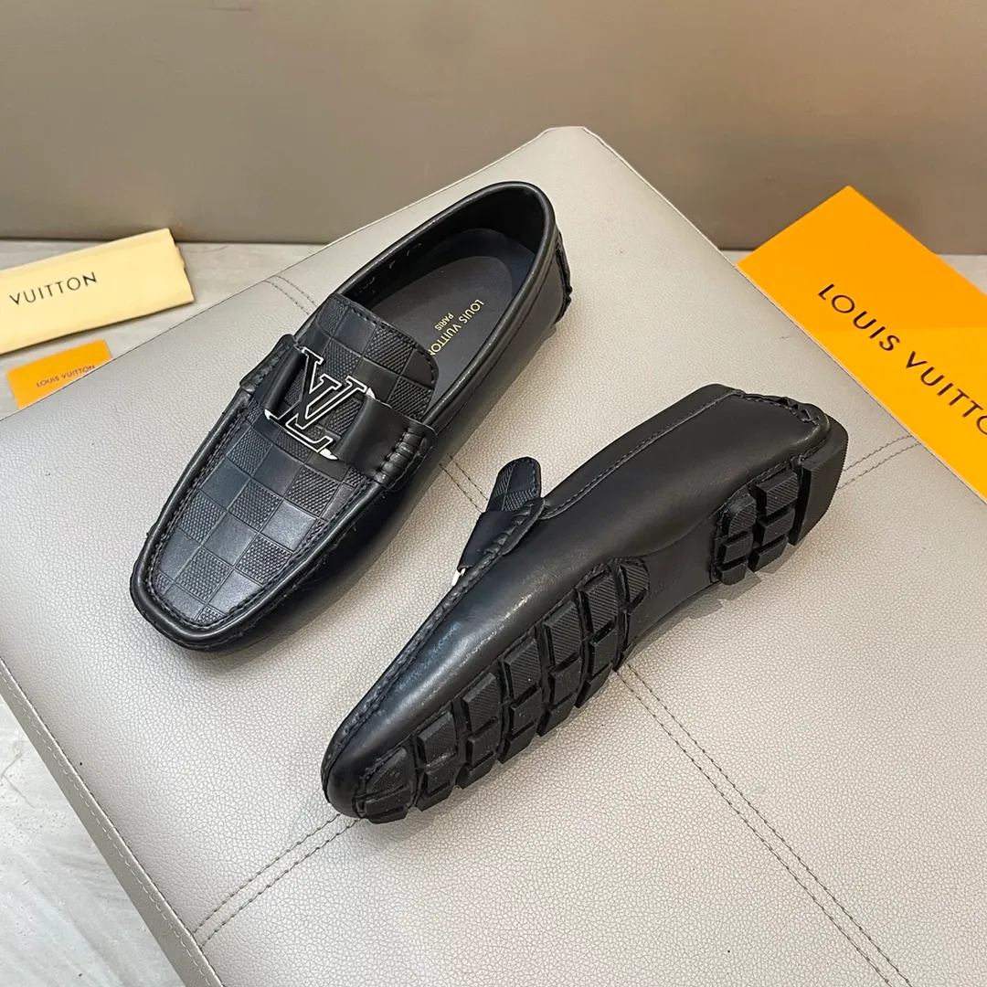 Factory price: 460💰LV men's beanie shoes 2025 official website synchronization <market top version> cowhide pressed grid ➕ black cow lining original packaging. Size 38-45
